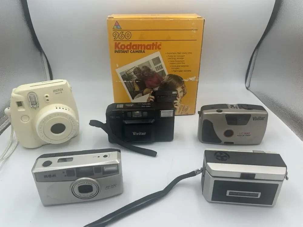 Vintage Camera Lot 6 Kodak Kodamatic Instamatic Fuji Instax Vivitar RCA Untested